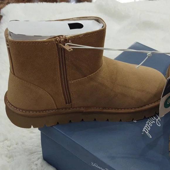 Universal Thread May Boots Memory Foam, Size 8. - Picture 8 of 17